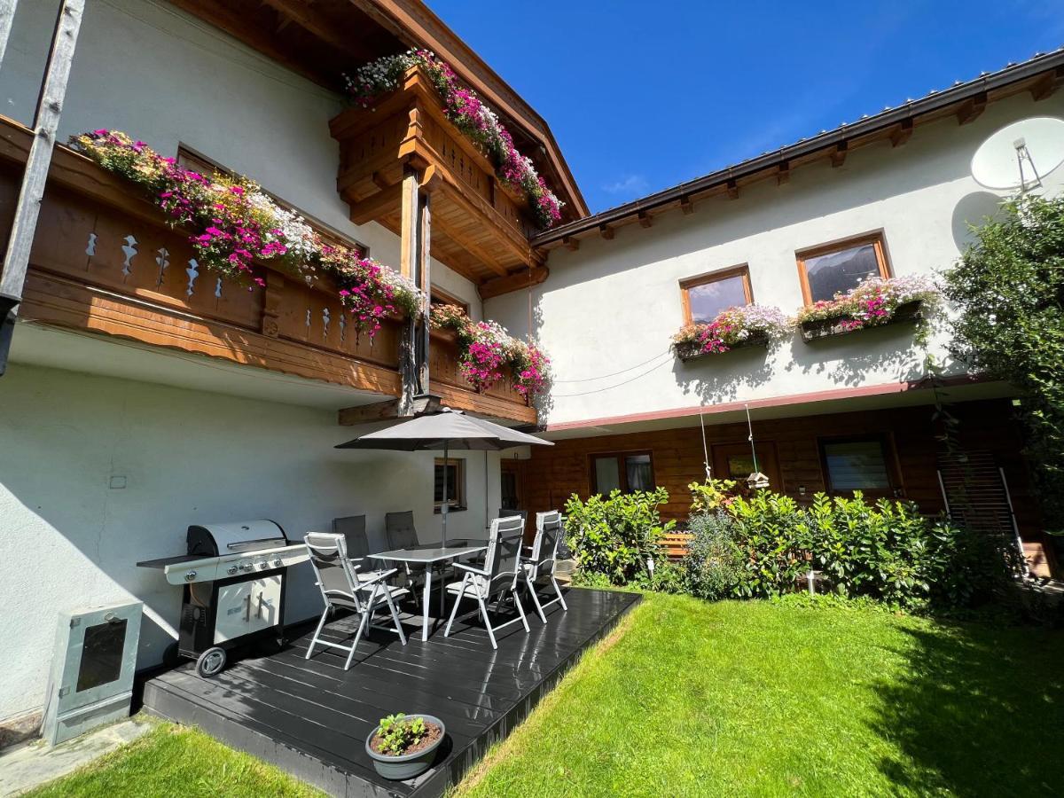 Apartment Villa Sonnegg Fulpmes Exterior photo